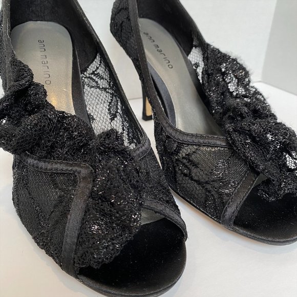 ANN MARINO BLACK HOLLYWOOD LACE HEELS IN SIZE 9 - Picture 7 of 8